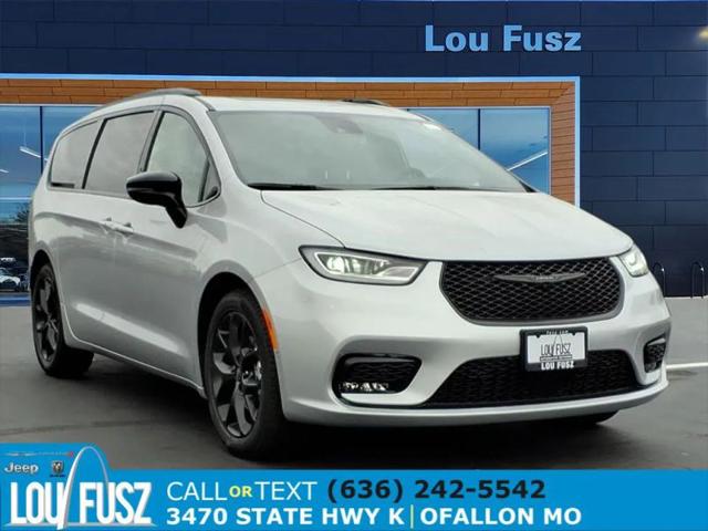2026 Chrysler Pacifica Limited for sale in O Fallon, MO