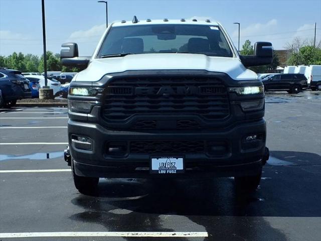 2025 Ram 3500 Tradesman/Big Horn