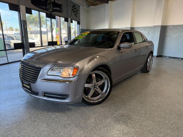 2013 Chrysler 300 Motown