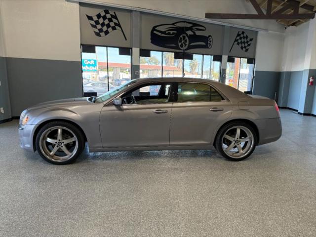 2013 Chrysler 300 Motown