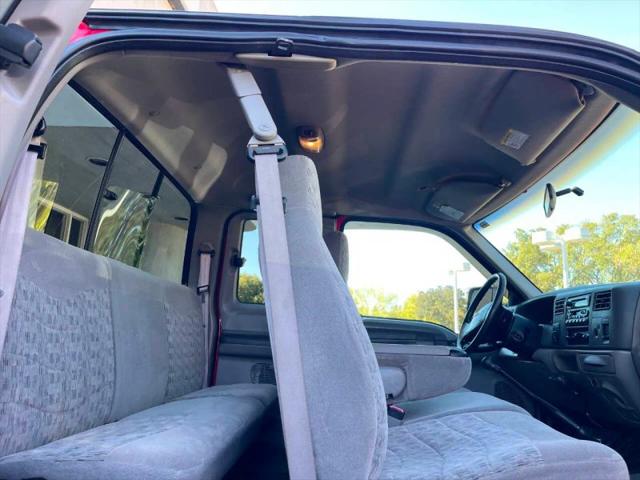 2000 Ford F-250 Base