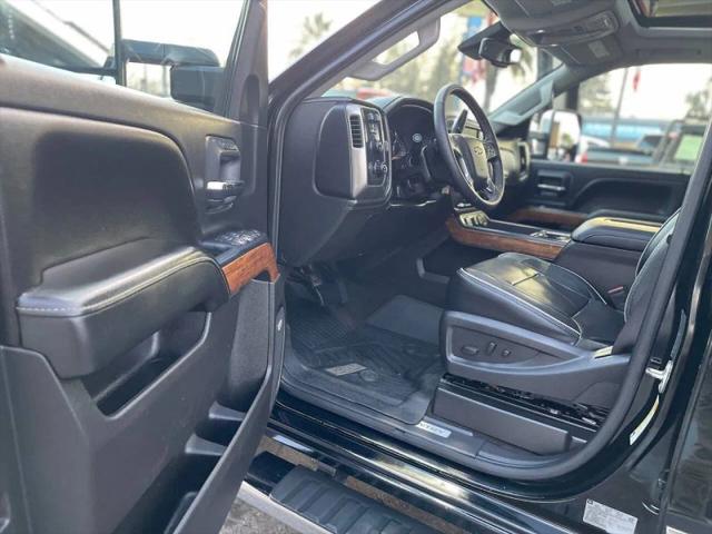 2017 Chevrolet Silverado 3500HD High Country