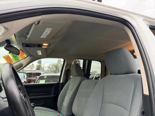 2017 Ram 3500 Tradesman Crew Cab 4x4 8' Box