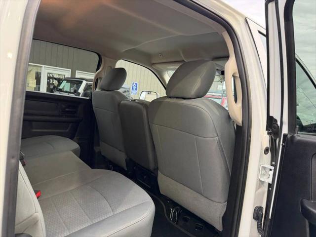 2017 Ram 3500 Tradesman Crew Cab 4x4 8' Box
