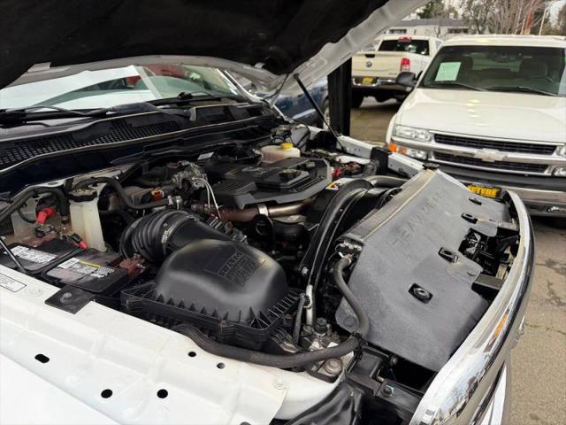 2017 Ram 3500 Tradesman Crew Cab 4x4 8' Box
