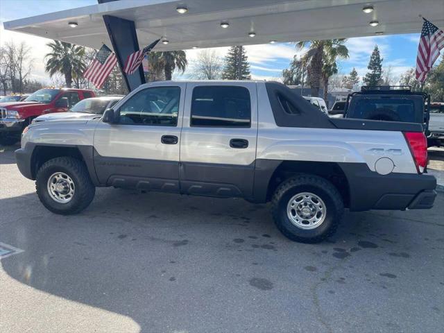 2005 Chevrolet Avalanche LS