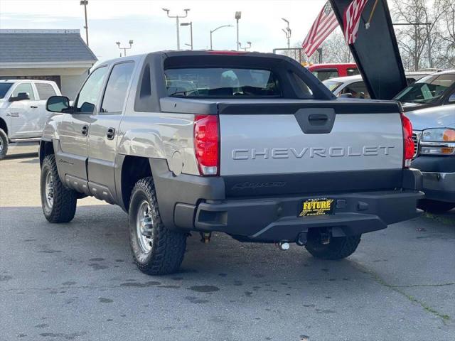 2005 Chevrolet Avalanche LS
