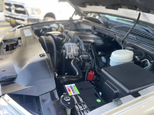 2005 Chevrolet Avalanche LS