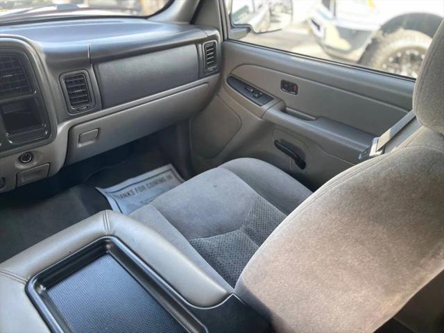 2005 Chevrolet Avalanche LS