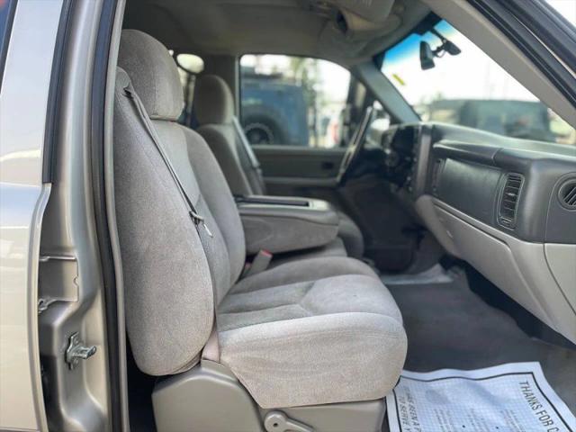 2005 Chevrolet Avalanche LS