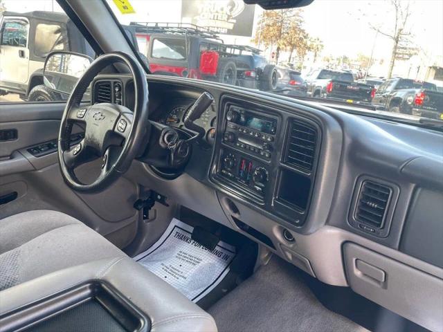 2005 Chevrolet Avalanche LS