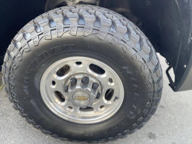 2005 Chevrolet Avalanche LS