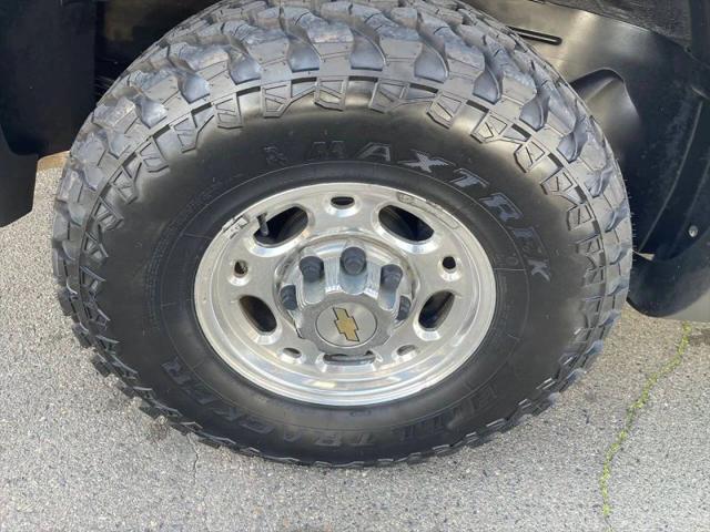 2005 Chevrolet Avalanche LS