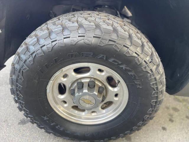2005 Chevrolet Avalanche LS