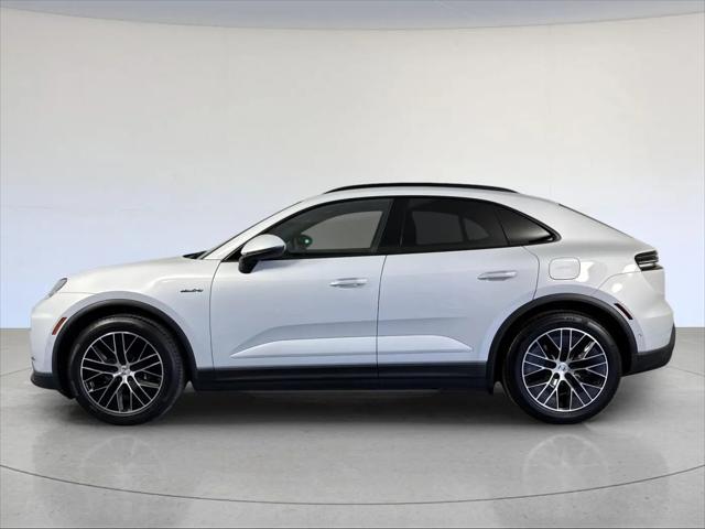 2025 Porsche Macan Electric 4