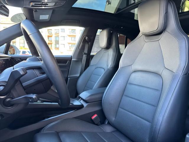 2025 Porsche Macan Electric 4