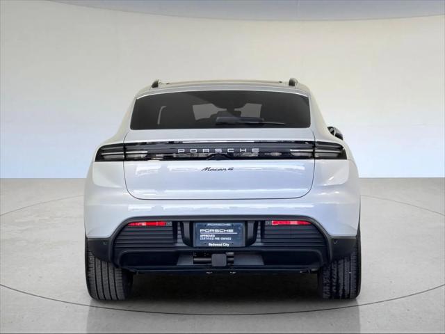 2025 Porsche Macan Electric 4