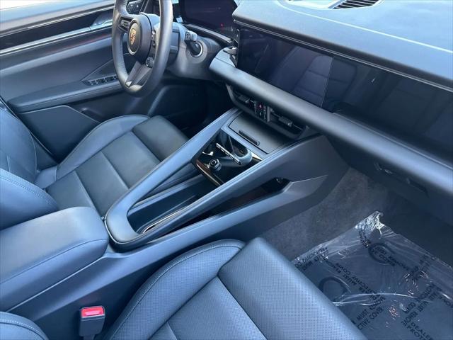 2025 Porsche Macan Electric 4