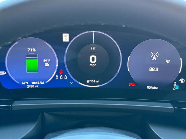 2025 Porsche Macan Electric 4