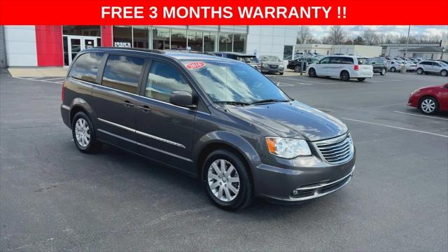 2016 Chrysler Town & Country Touring