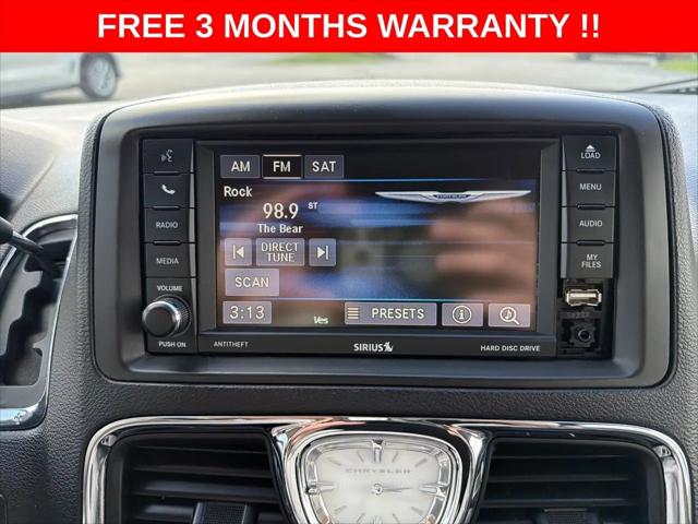 2016 Chrysler Town & Country Touring