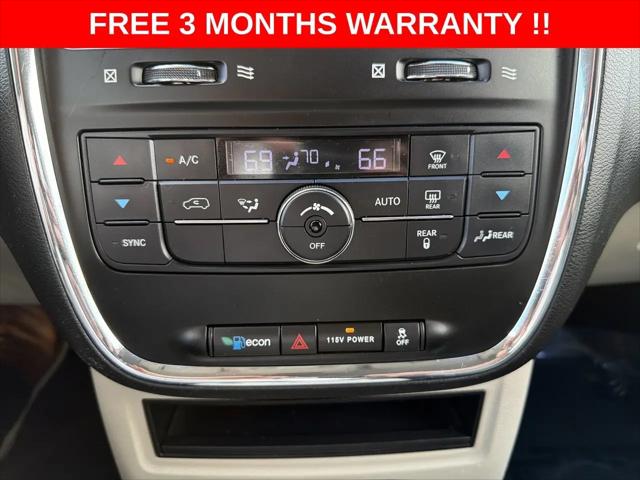 2016 Chrysler Town & Country Touring