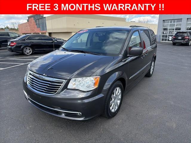 2016 Chrysler Town & Country Touring