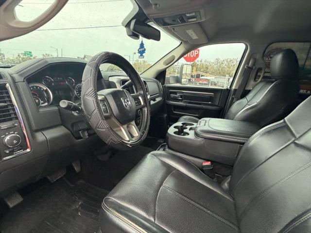 2018 Ram 3500 Laramie Crew Cab 4x4 8' Box