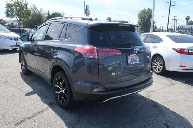 2017 Toyota RAV4 Hybrid SE