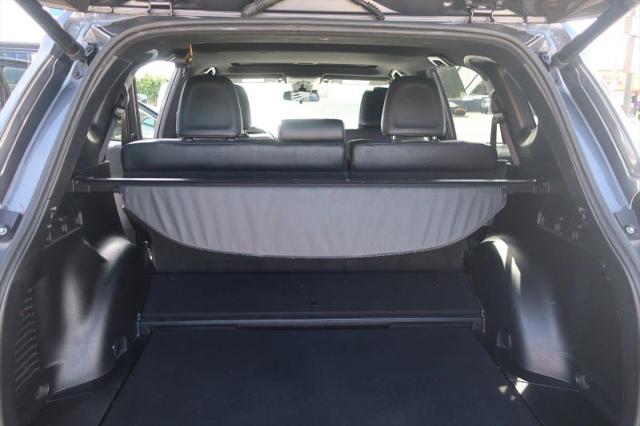 2017 Toyota RAV4 Hybrid SE