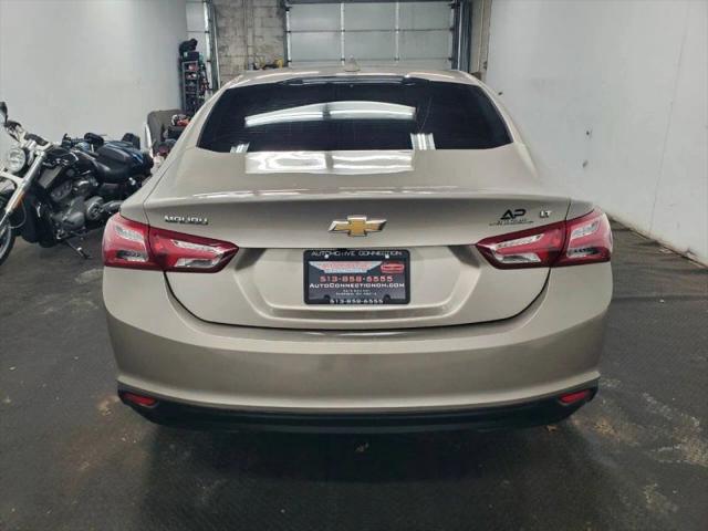 2022 Chevrolet Malibu FWD LT