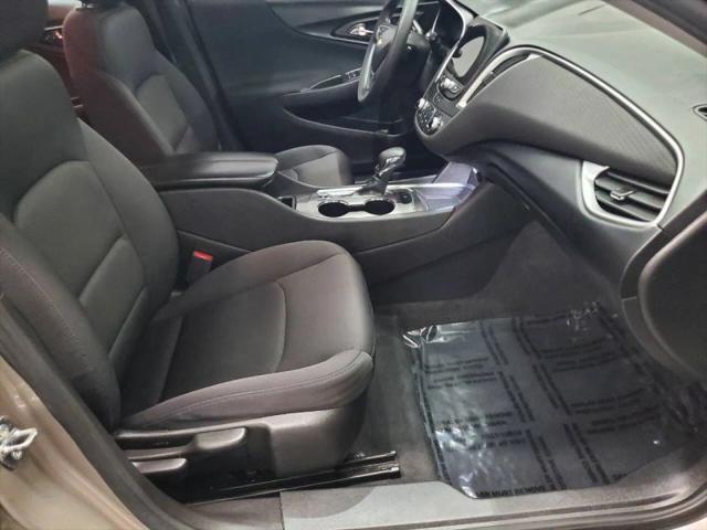 2022 Chevrolet Malibu FWD LT