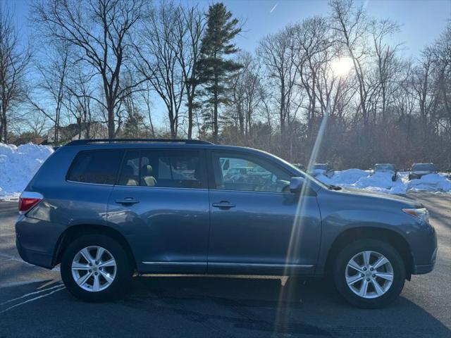 2011 Toyota Highlander SE V6