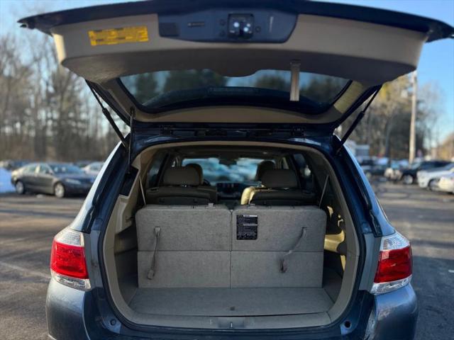 2011 Toyota Highlander SE V6