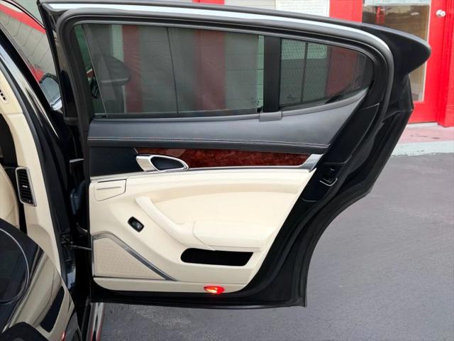 2012 Porsche Panamera Turbo S