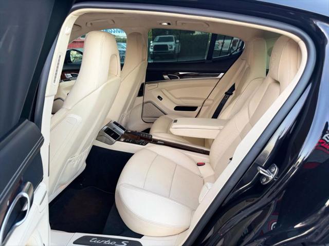 2012 Porsche Panamera Turbo S