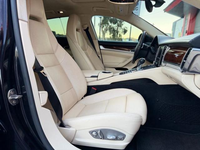 2012 Porsche Panamera Turbo S