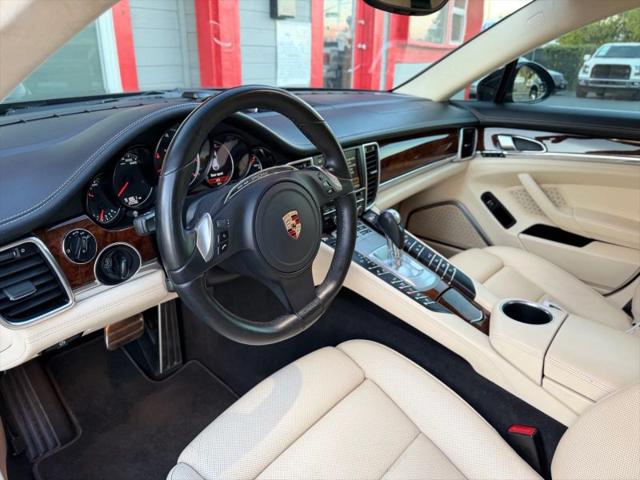 2012 Porsche Panamera Turbo S
