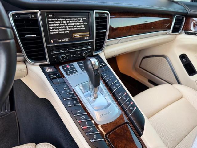2012 Porsche Panamera Turbo S