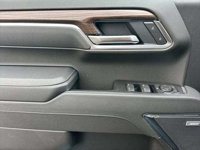 2026 Chevrolet Silverado 1500 4WD Crew Cab Standard Bed RST