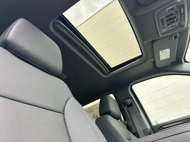 2026 Chevrolet Silverado 1500 4WD Crew Cab Standard Bed RST