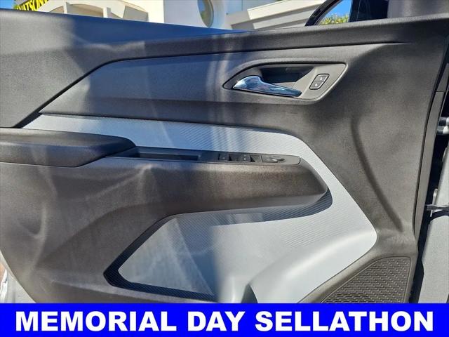 2027 Chevrolet Bolt RS FWD