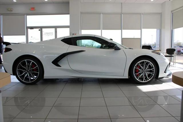 2026 Chevrolet Corvette Stingray Coupe, 2LT, RWD