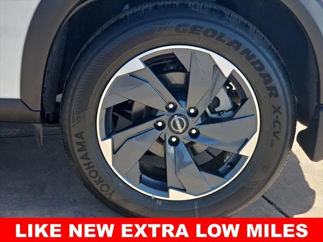 2024 Nissan Rogue SV FWD
