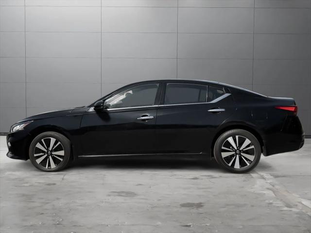 2022 Nissan Altima SL Intelligent AWD