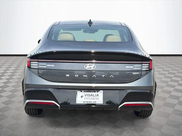 2026 Hyundai Sonata Hybrid Limited