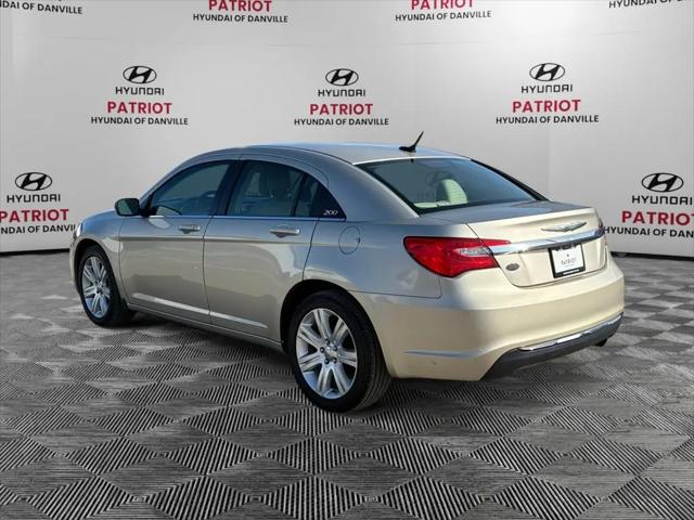 2013 Chrysler 200 LX