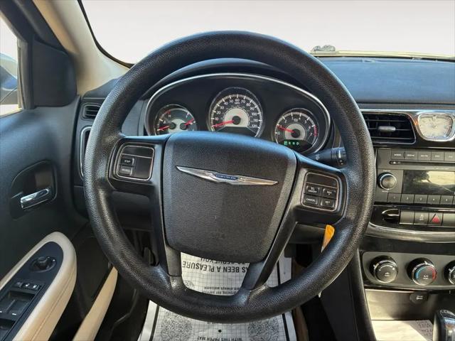 2013 Chrysler 200 LX