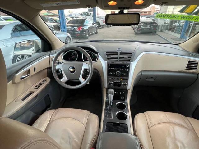 2011 Chevrolet Traverse 2LT