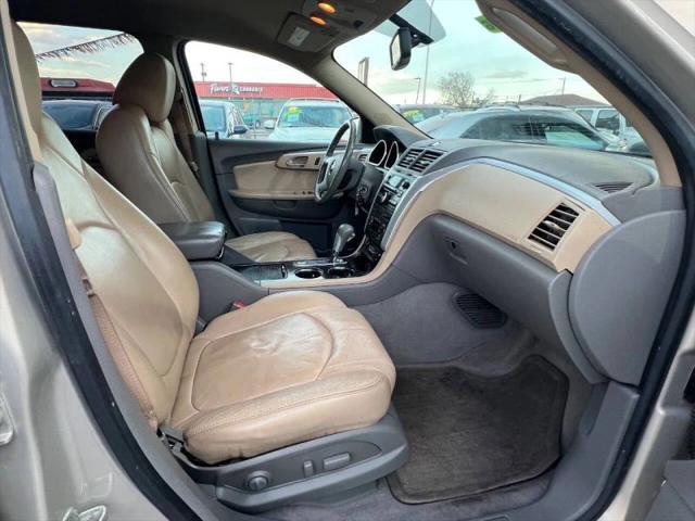 2011 Chevrolet Traverse 2LT